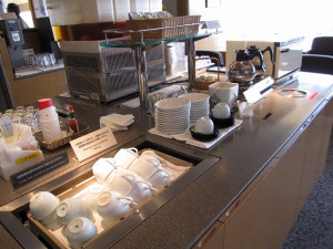 jal-domestic-first-hnd2fuk-002