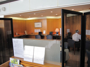 jal-first-hkg2nrt-009