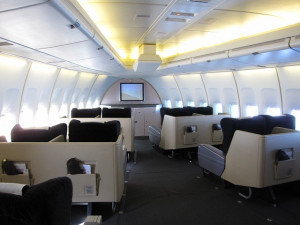 jal-first-hkg2nrt-027