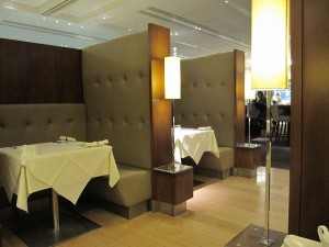 ba-lhr-t5-lounge-023