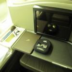 jal-first-nrt2lax-009