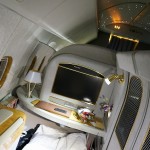 ek-first-hnd2dxb-021