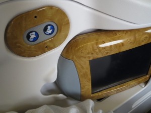 ek304-dxb2pvg-business-003