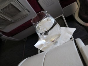 qr1016-first-doh2dxb-013